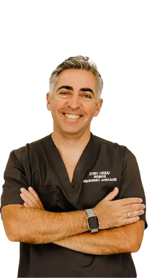 Dr. Maximiliano Jaime, odontólogo